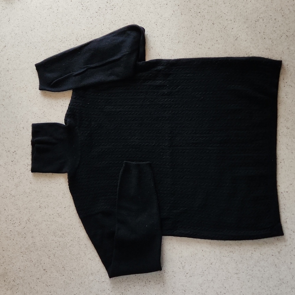 Classic Cashmere Turtleneck